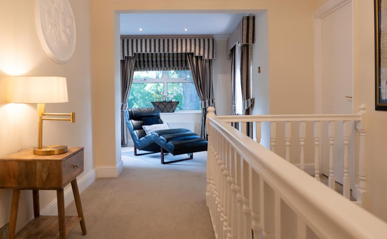 Charnwood Guest House 布拉克内尔 外观 照片