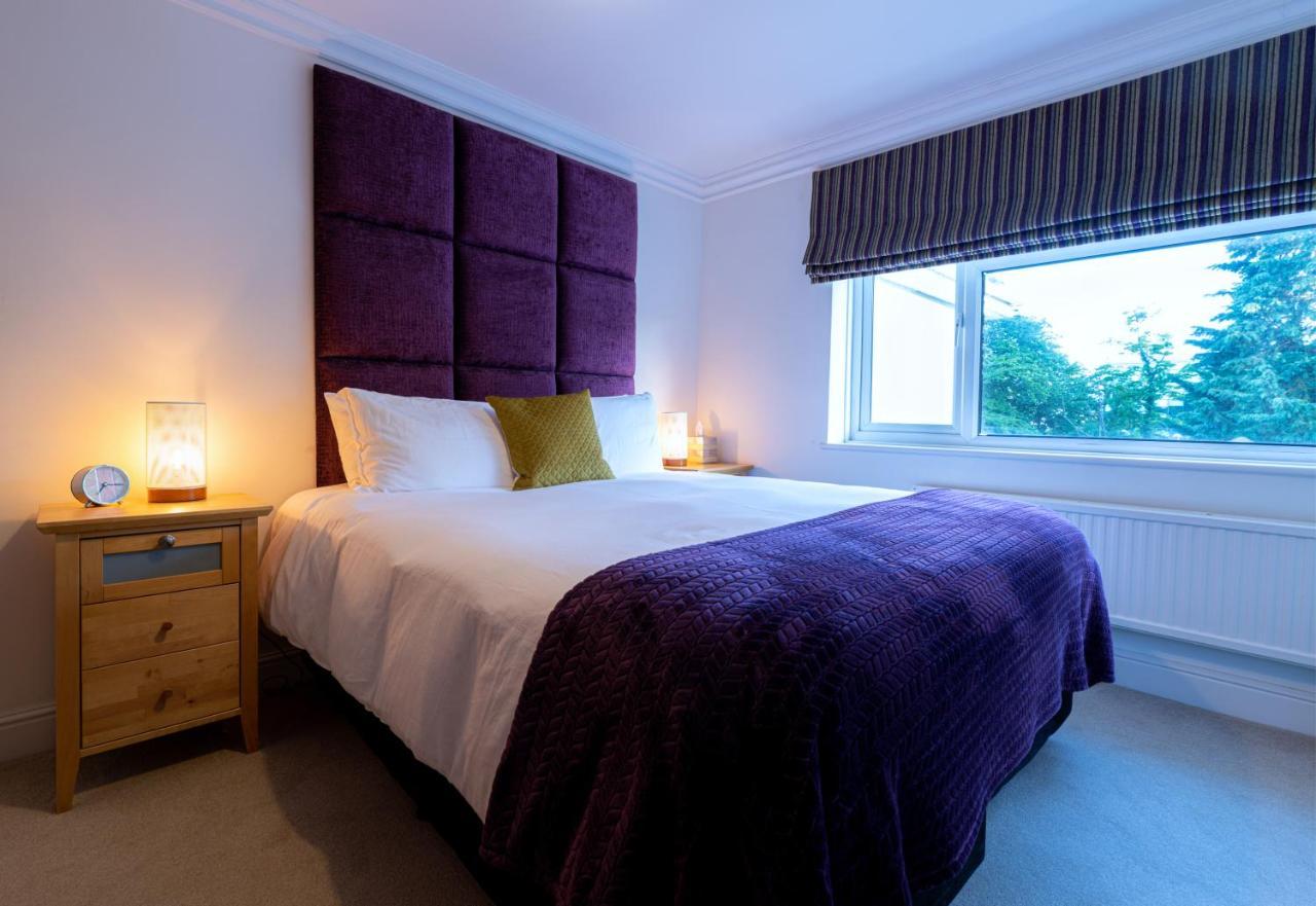 Charnwood Guest House 布拉克内尔 外观 照片