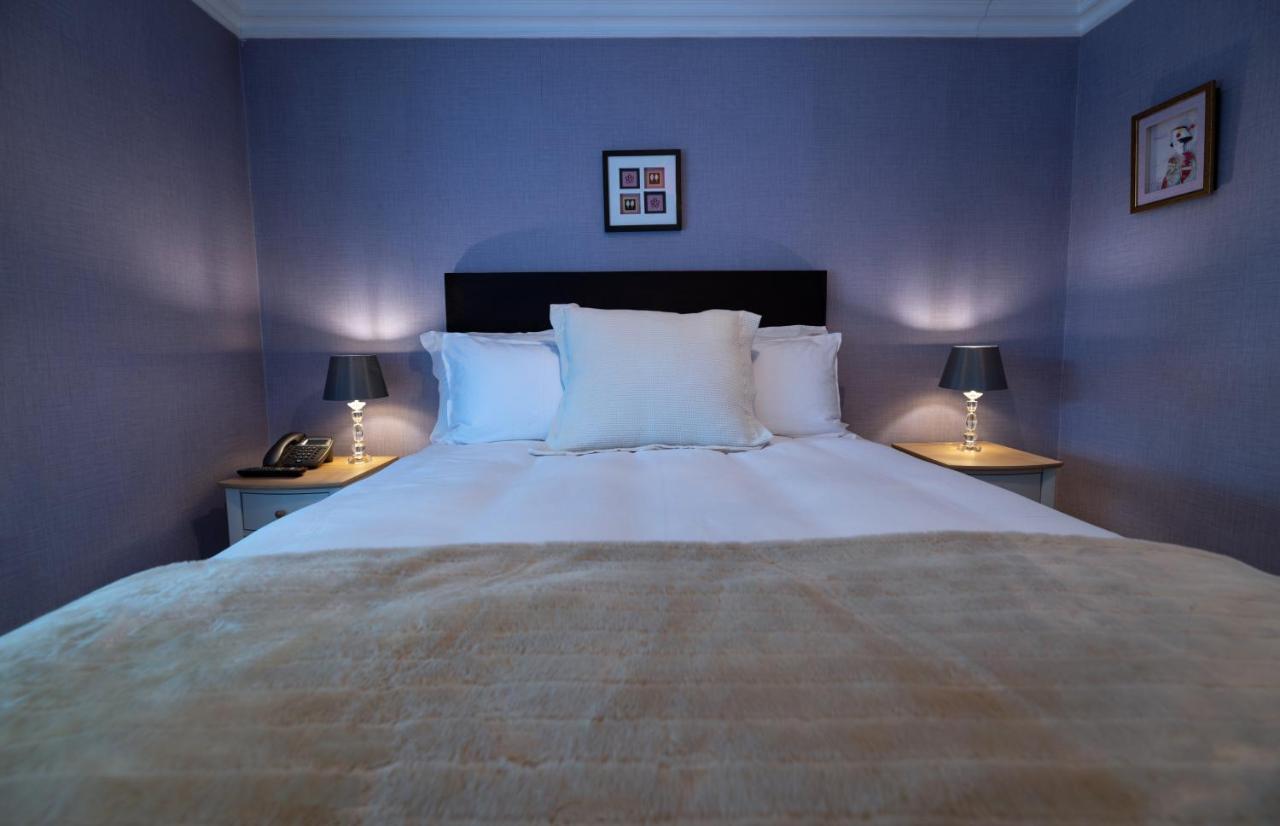 Charnwood Guest House 布拉克内尔 外观 照片
